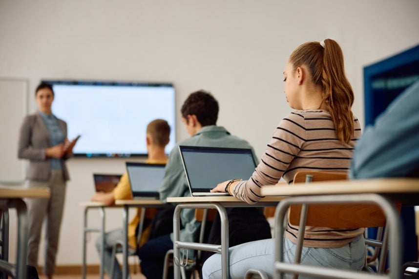 SHOCKING! DraftKings Pushes HIGH SCHOOL GAMBLING Ed? 500% More Action?