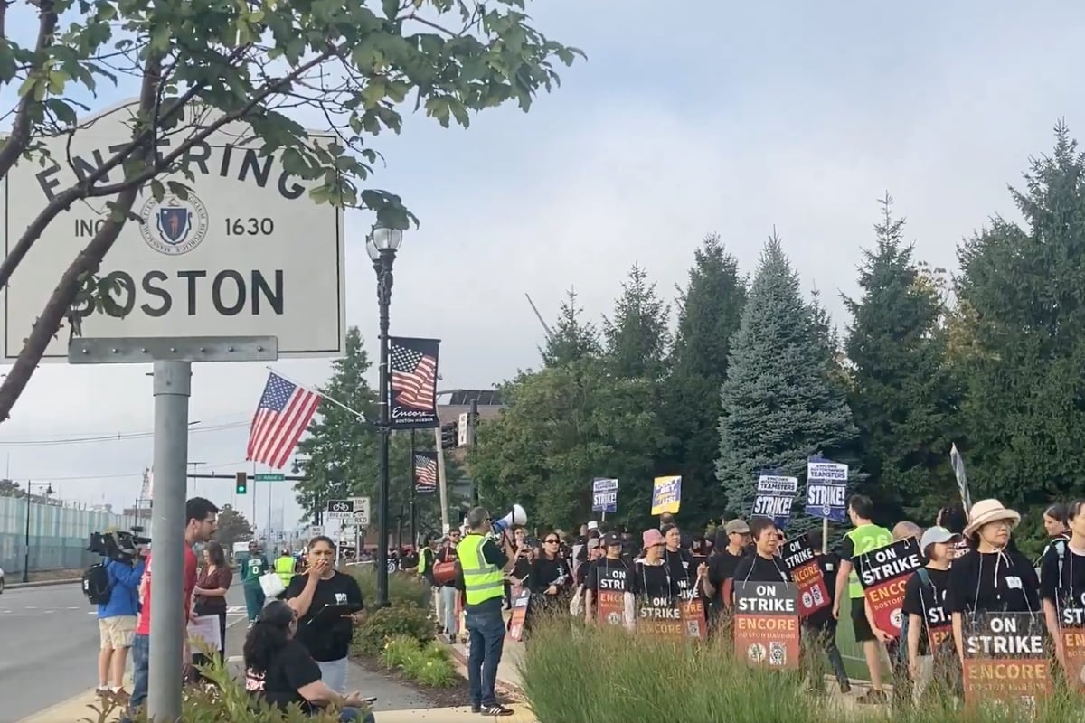 ENCORE BOSTON STRIKE: 1,300 Workers FIGHT – Your Canadian Wins at RISK?
