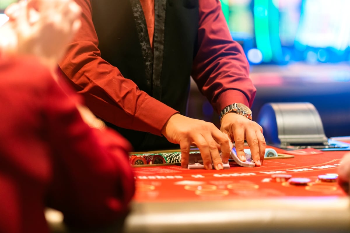SHOCKING Casino Layoffs: Rivers Philadelphia HIRING 500+ as Canada Watches!